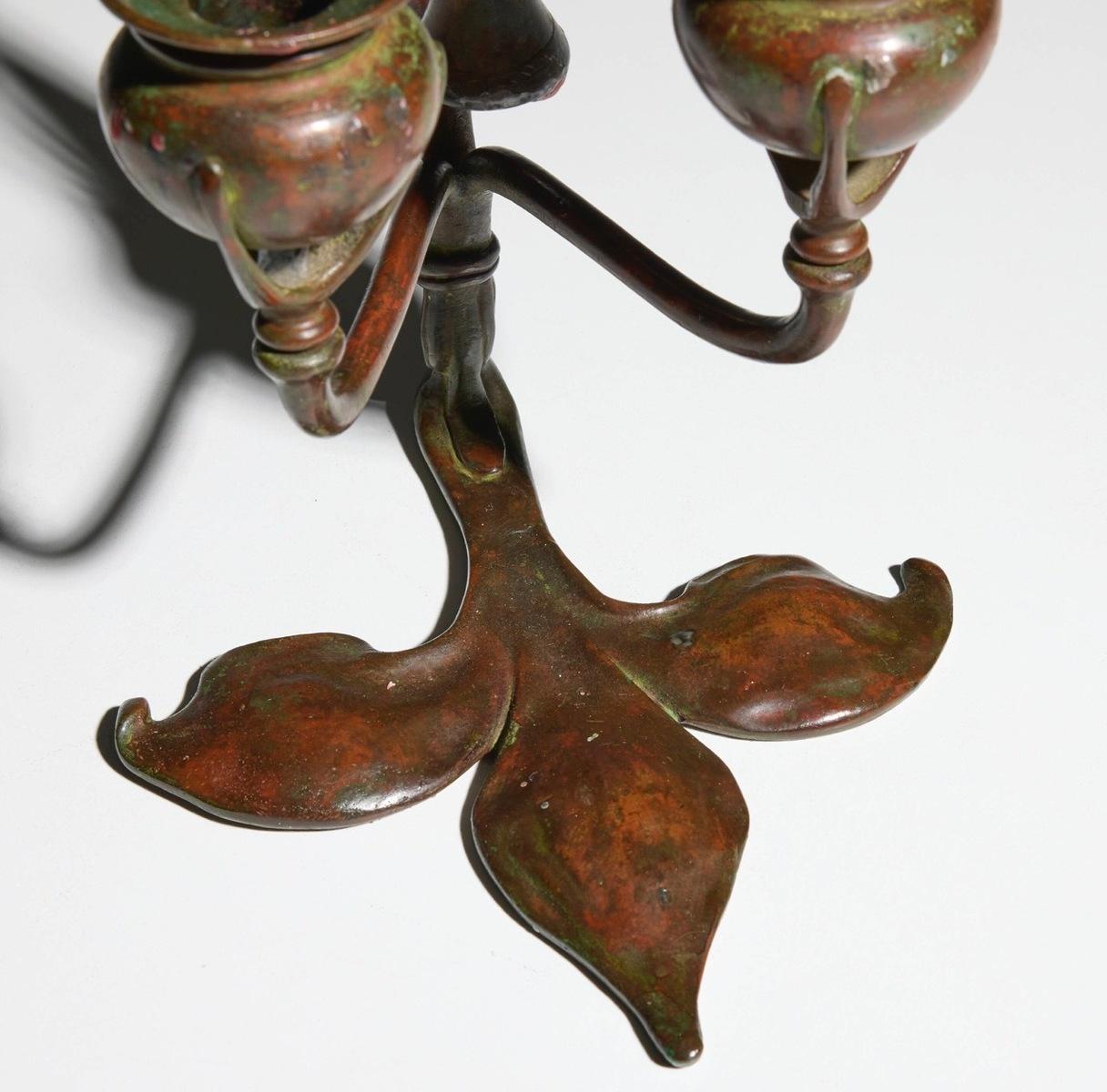 Fleur-de-lis (set of two), 1910, image 3